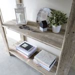 Redknot Shelves